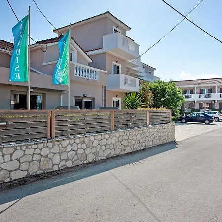 Διαμέρισμα Paradise Zante Standard 3 *